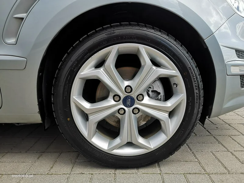 Ford S-Max I 5
