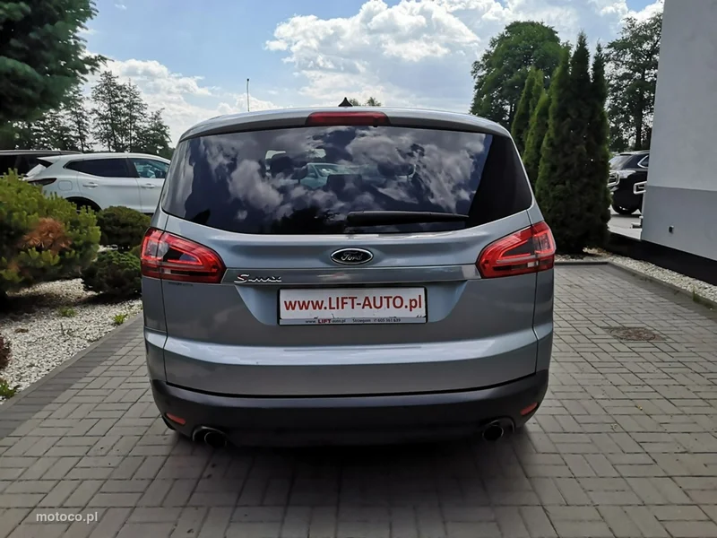 Ford S-Max I 8