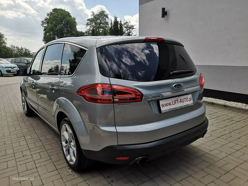 Ford S-Max I 9