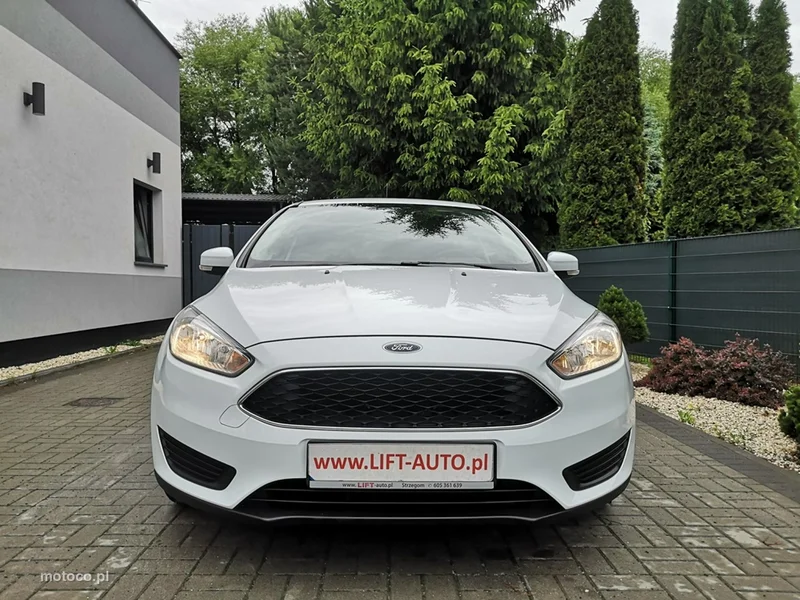 Ford Focus III 2