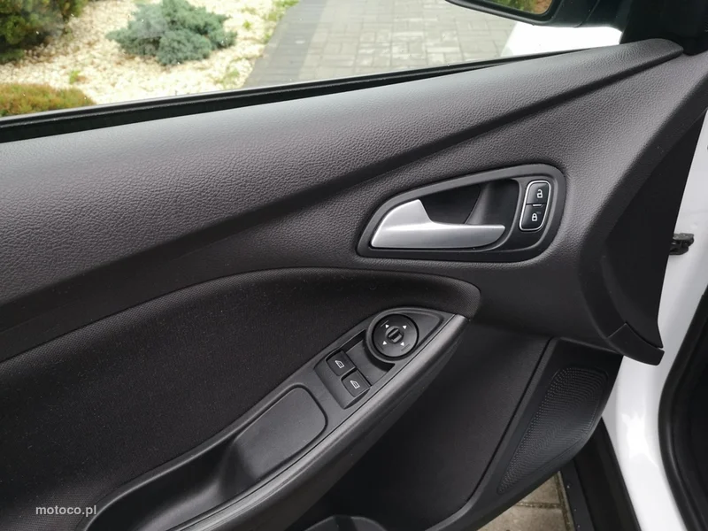 Ford Focus III 11