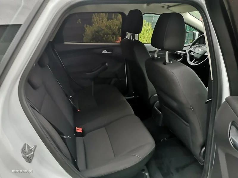 Ford Focus III 18