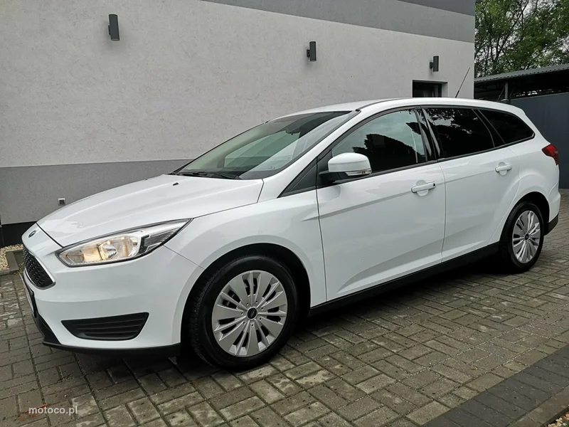 Ford Focus III 10