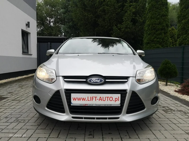 Ford Focus III 2