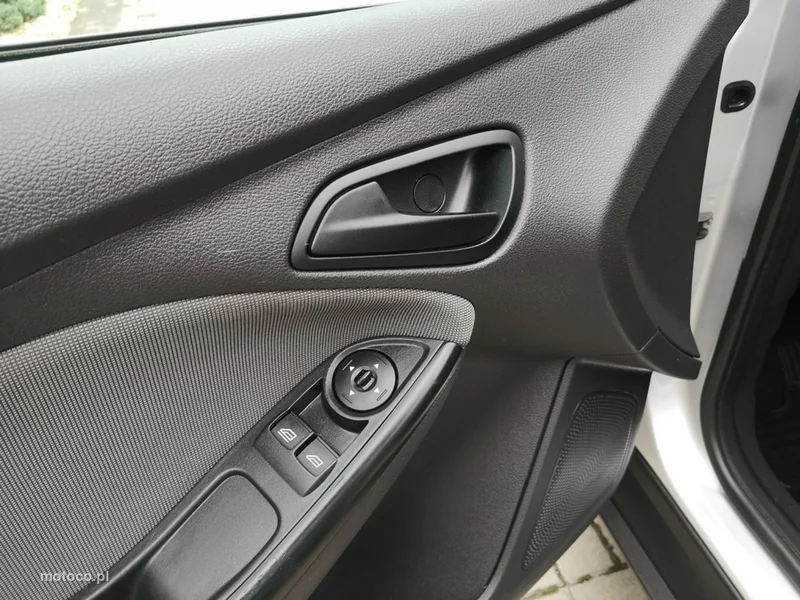 Ford Focus III 11