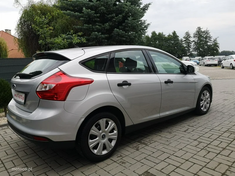 Ford Focus III 5