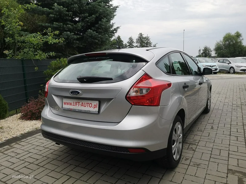 Ford Focus III 6