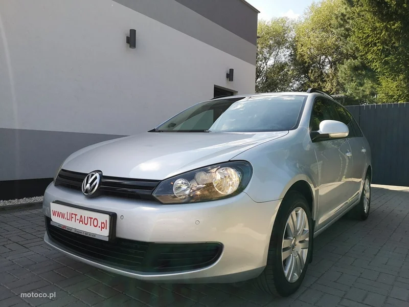 Volkswagen Golf VI