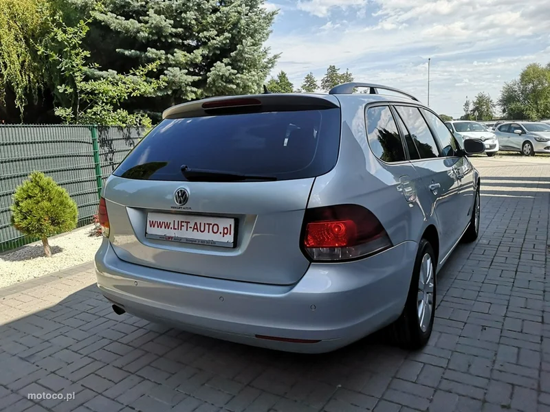 Volkswagen Golf VI 5