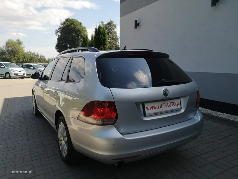 Volkswagen Golf VI 7