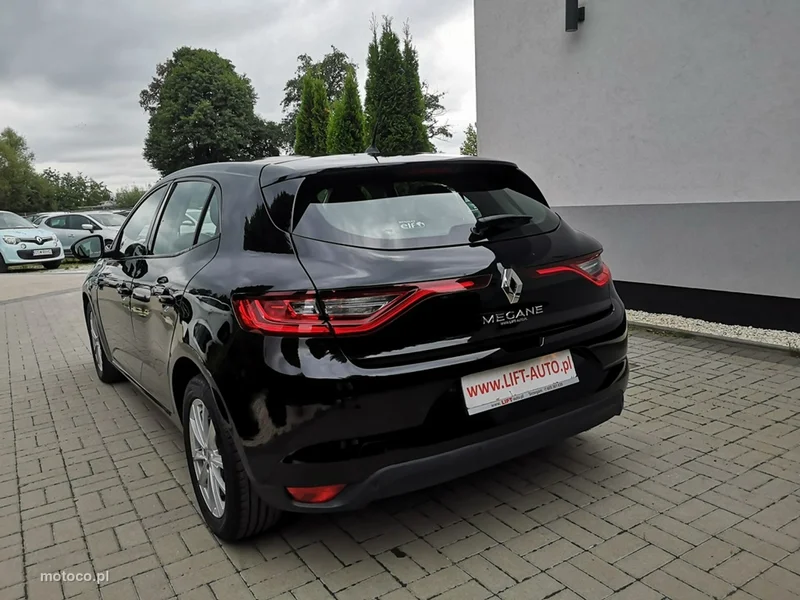 Renault Megane IV 8