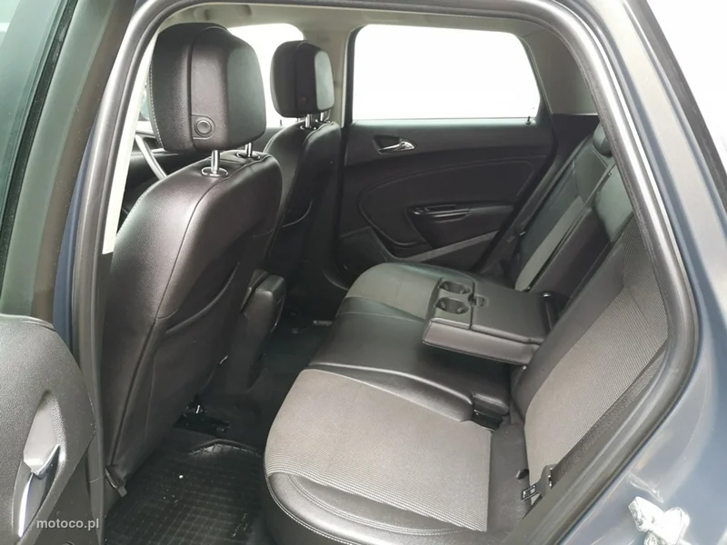 Opel Astra J 18