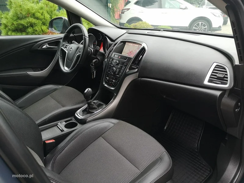 Opel Astra J 20