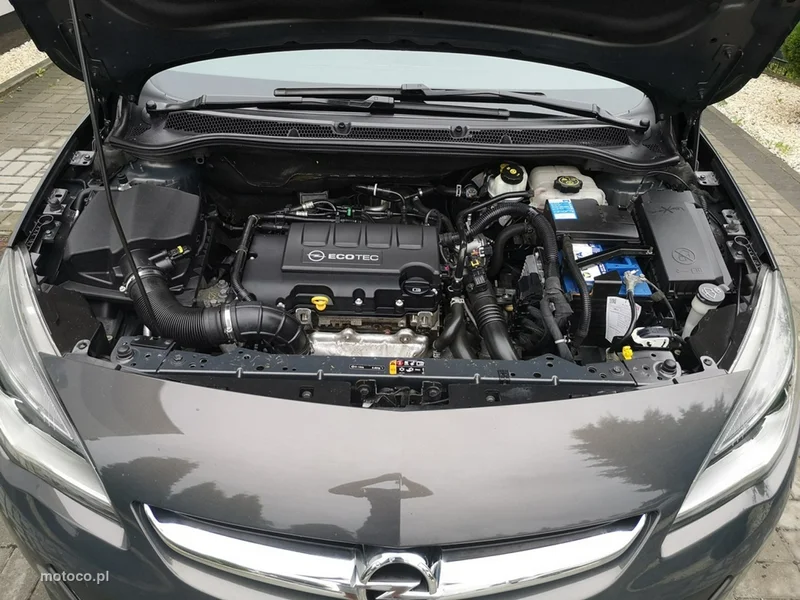 Opel Astra J 25