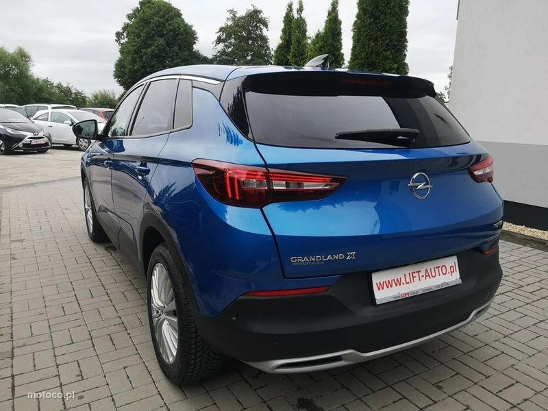 Opel Grandland X 8
