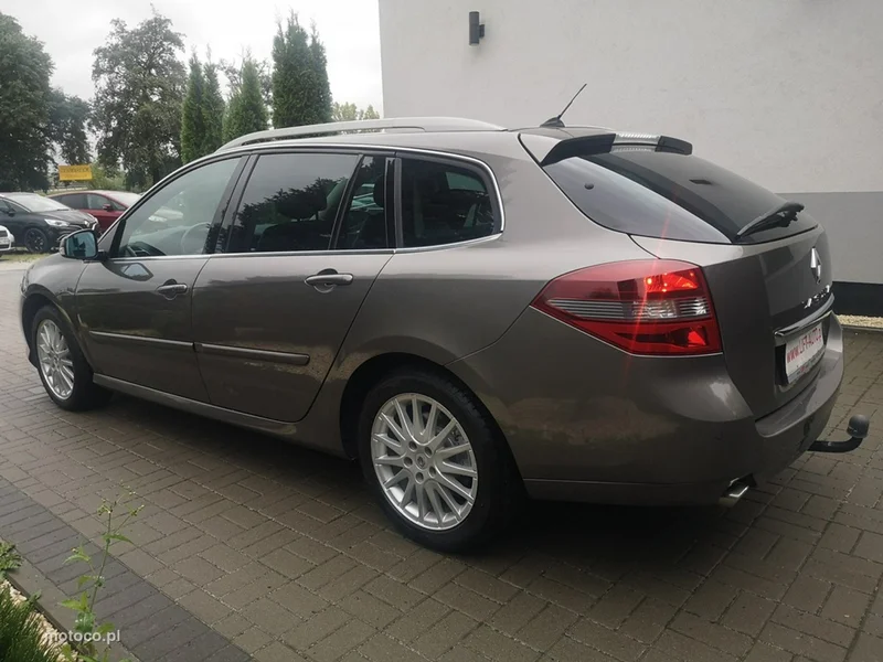 Renault Laguna III 9