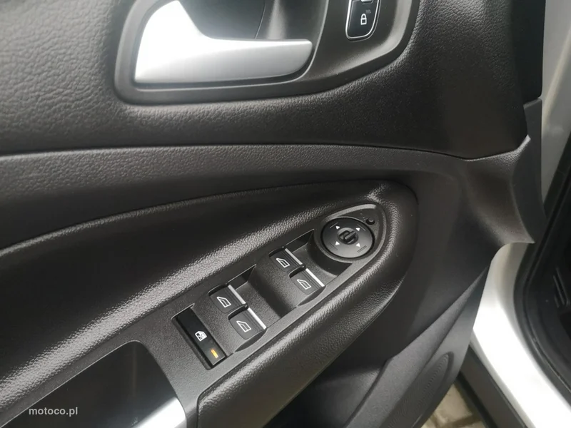 Ford Kuga II 11