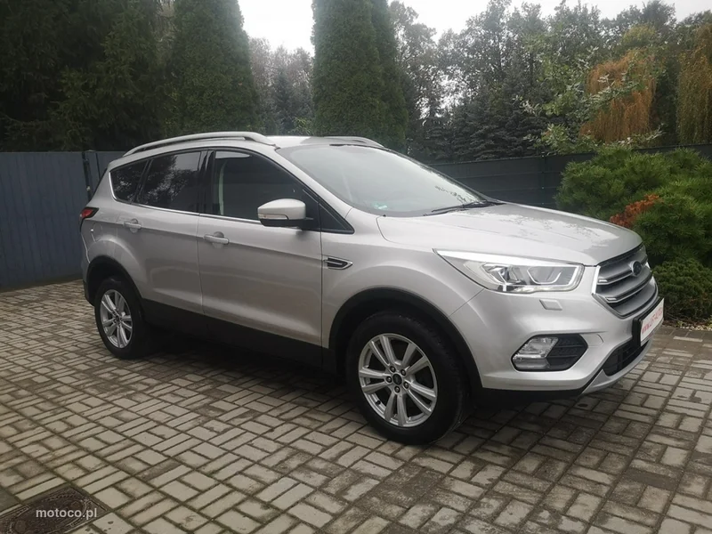 Ford Kuga II 4