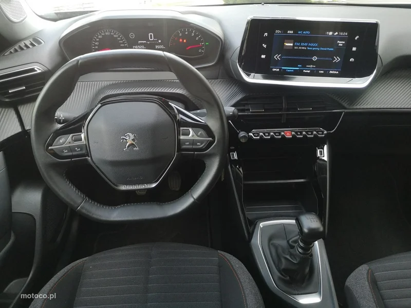 Peugeot 2008 16
