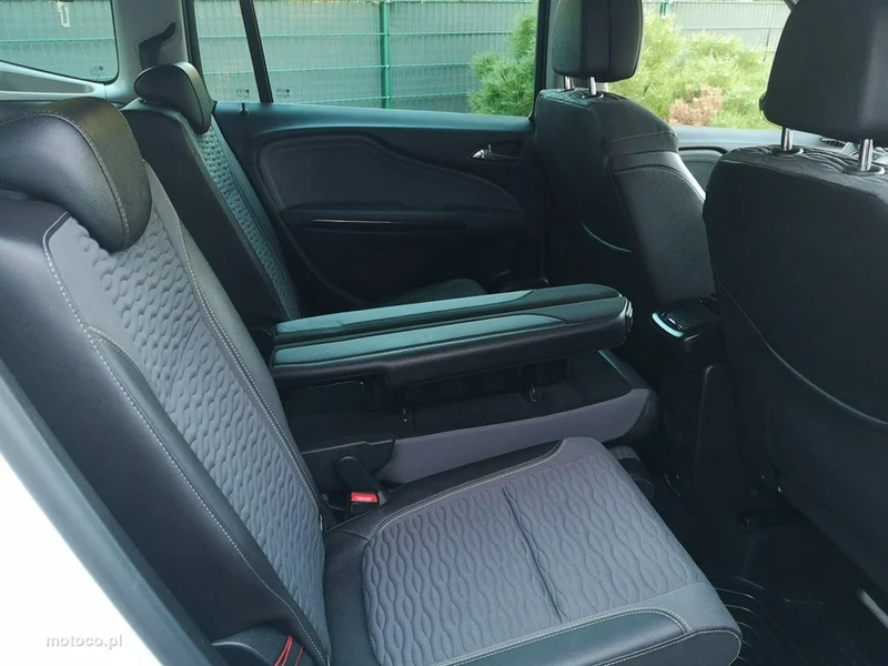 Opel Zafira C Tourer 20