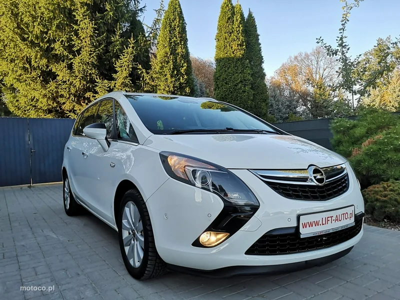 Opel Zafira C Tourer 3