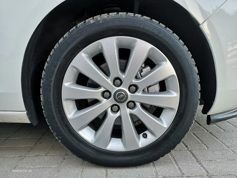 Opel Zafira C Tourer 28