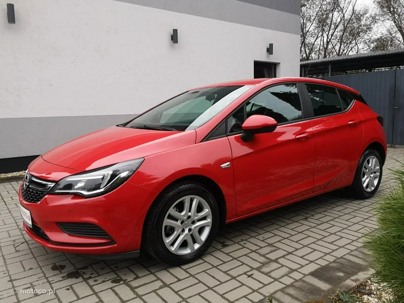 Opel Astra K 10