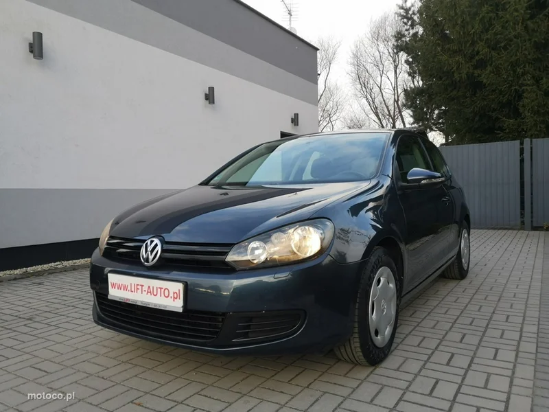 Volkswagen Golf VI