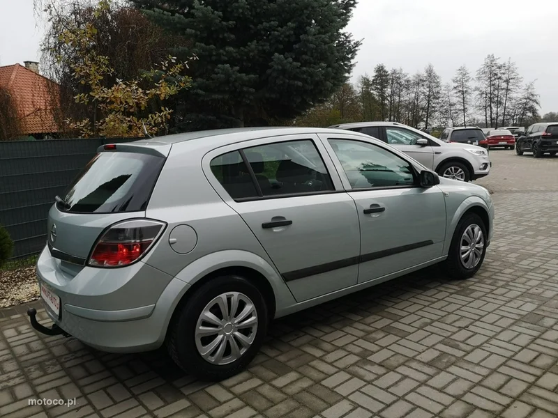 Opel Astra J 5