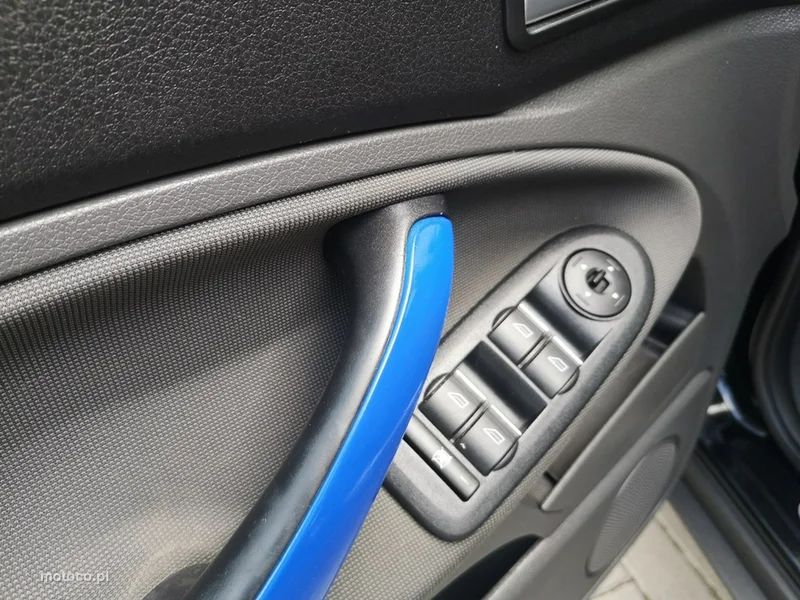 Ford Kuga I 11
