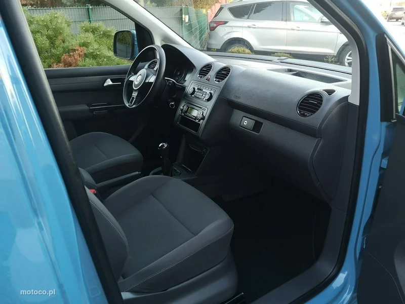 Volkswagen Caddy III 19