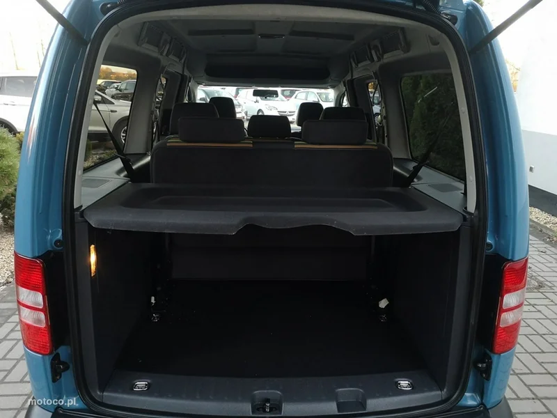 Volkswagen Caddy III 21