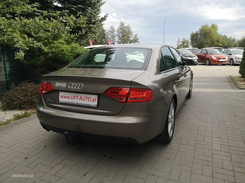 Audi A4 B8 5