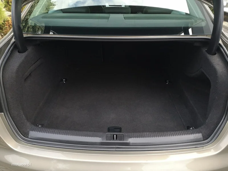 Audi A4 B8 20