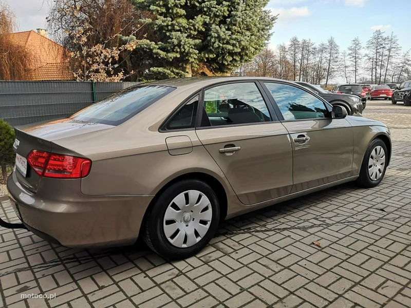 Audi A4 B8 5