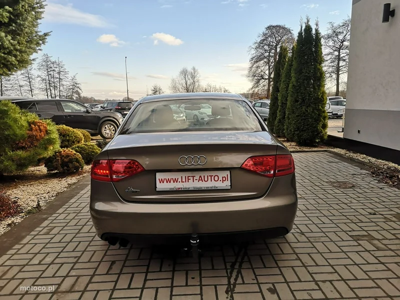Audi A4 B8 7