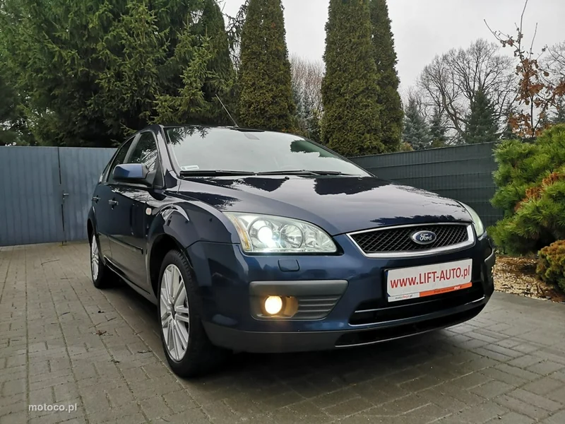 Ford Focus II 3