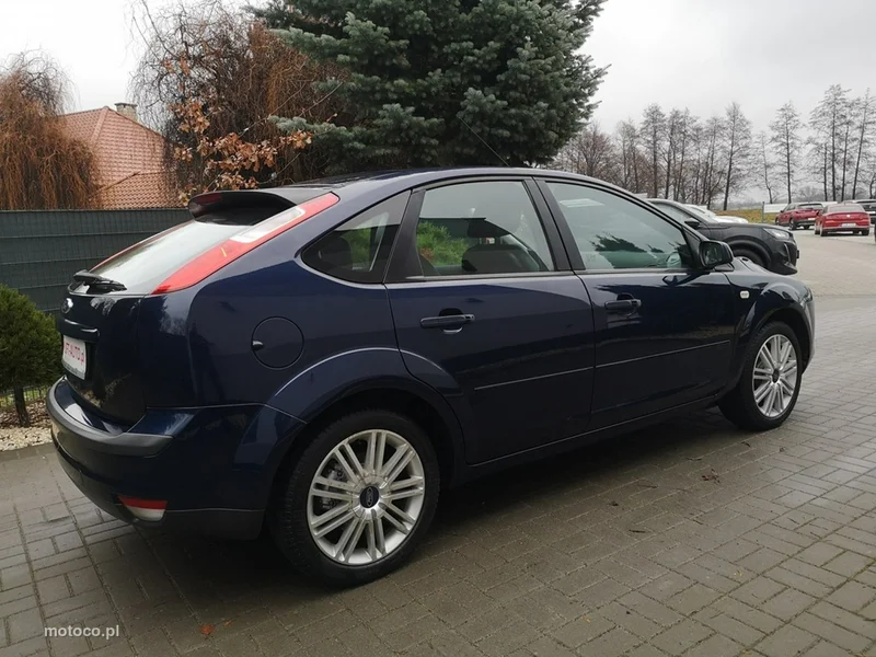 Ford Focus II 5