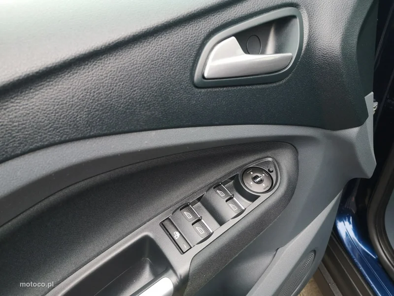Ford Grand C-Max 11
