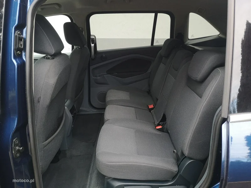 Ford Grand C-Max 17