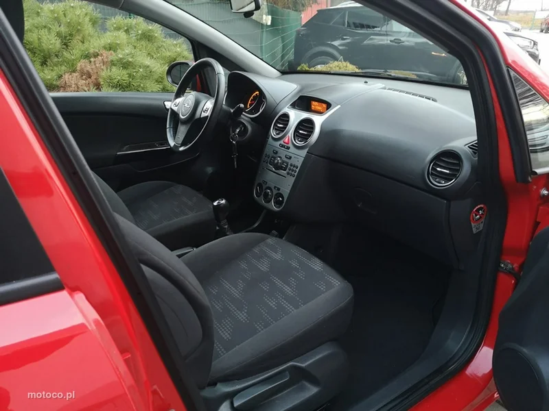 Opel Corsa D 18