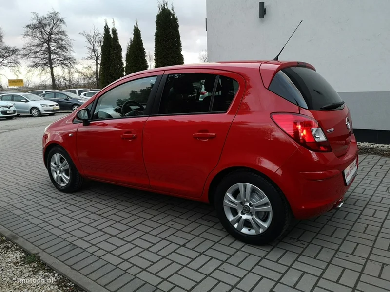 Opel Corsa D 9