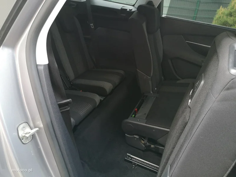 Peugeot 5008 22