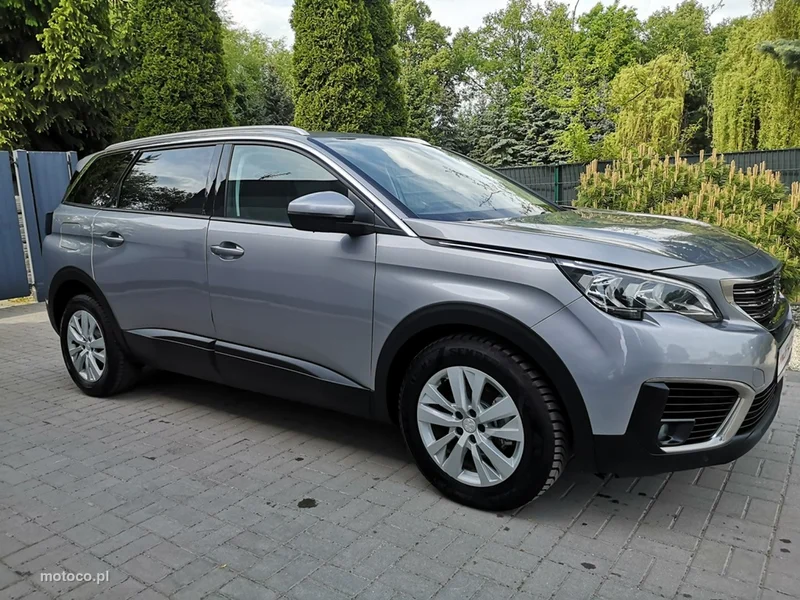 Peugeot 5008 4