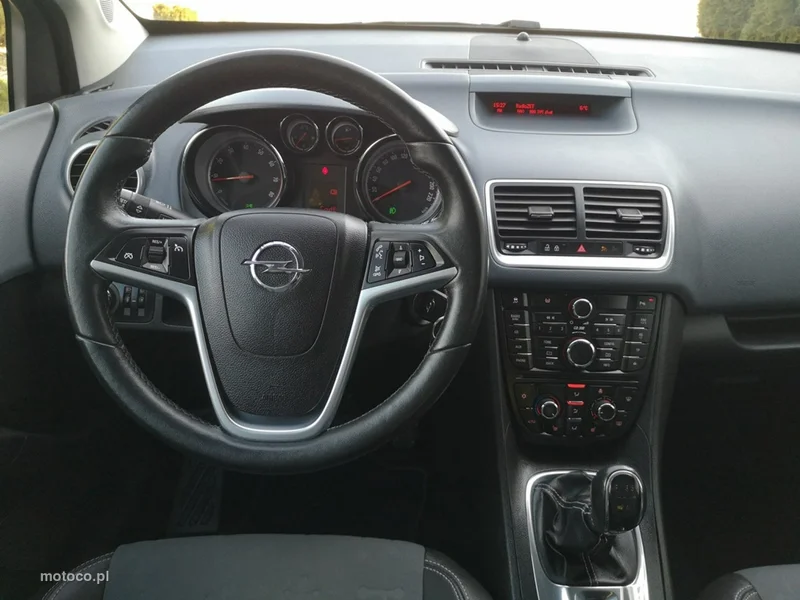 Opel Meriva B 15
