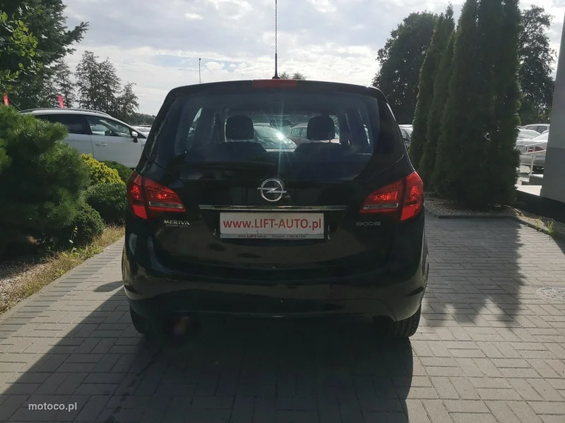 Opel Meriva B 7