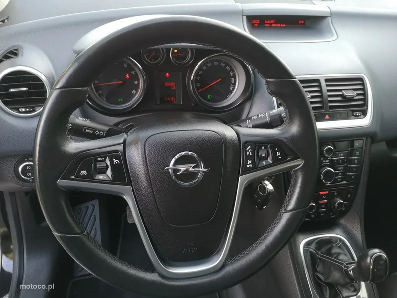 Opel Meriva B 14