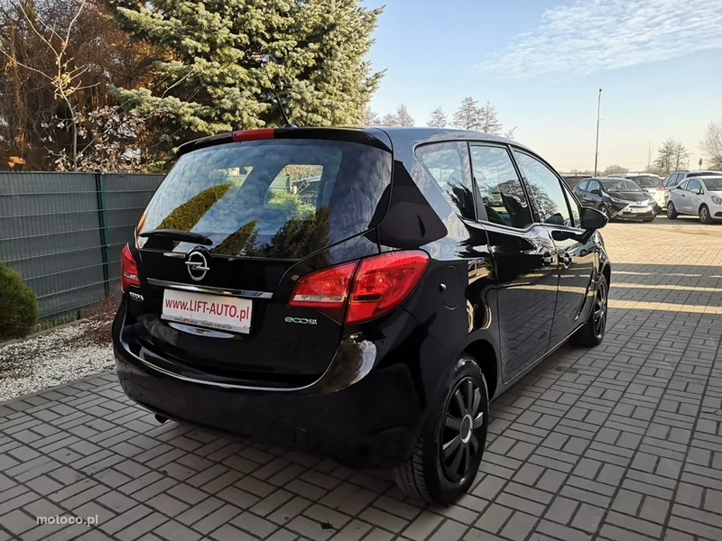 Opel Meriva B 6