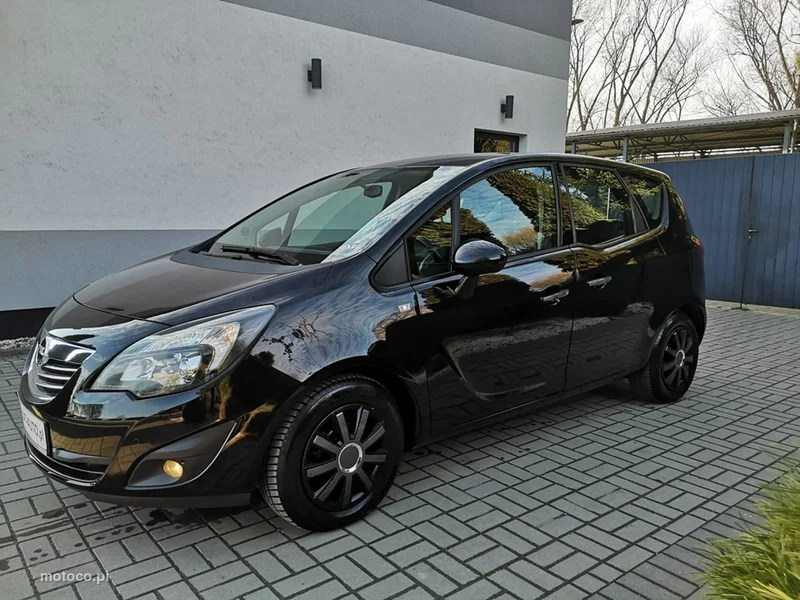 Opel Meriva B 10
