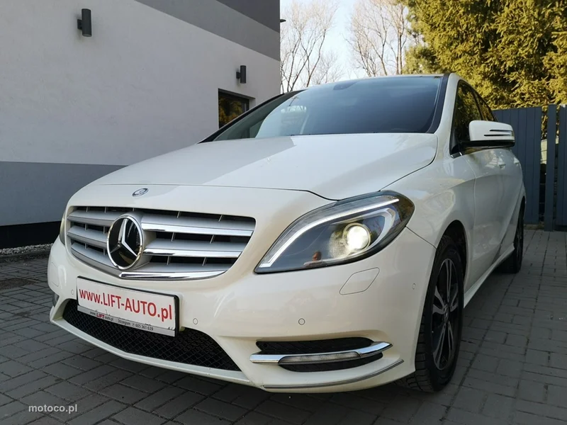 Mercedes-Benz Klasa B W246 B 180